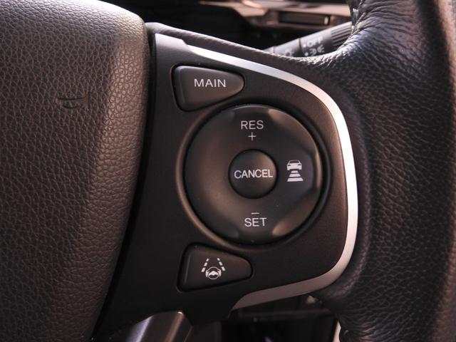 ◆アダプティブクルーズコントロール◆予め設定した車速内でクルマが自動的に加減速。前走車との適切な車間距離を維持しながら追従走行します。【ＬＫＡＳ】車線維持支援システムでステアリング操作を支援。