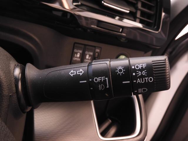◆オートライト◆ライトのつけ忘れの心配もありません。ライトがオート点灯しますので夜間も安心して運転できます。