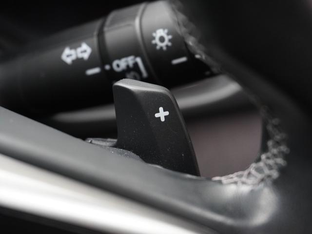 シビック ハッチバック　ワンオーナー　７インチナビ　バックカメラ　ＥＴＣ　アダプティブクルーズコントロール　シートヒーター　Ｂｌｕｅｔｏｏｔｈ　ＵＳＢ入力端子　ＬＥＤヘッドライト　衝突被害軽減ブレーキ　パドルシフト　禁煙車（22枚目）