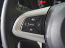 ◆オーディオリモコンスイッチ◆ハンドルにスイッチが装備されてます。視点をそらすことなく、ボリューム調整・オーディオソース切替・選曲が出来ます。安全運転しながら操作が可能になりました。