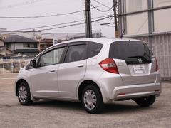 運転しやすいコンパクトサイズ。小回りがきくので狭い道をよく走る方にも気軽にお乗りいただけます。 7