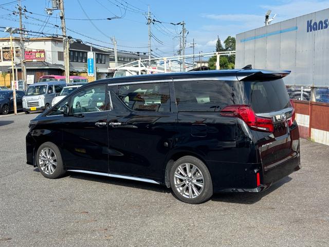 アルファード ２．５Ｓ　タイプゴールド　禁煙車　ＪＢＬプレミアムサウンドシステム　パワーバックドア　サンルーフ　デジタルインナーミラー　メーカー後席モニター　全方位カメラ　ディスプレイオーディオ　ＡｐｐｌｅＣａｒＰｌａｙ　ＥＴＣ２．０（39枚目）
