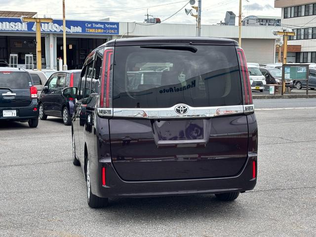 ノア Ｘ　禁煙車　セーフティセンス　ＬＥＤヘッドライト　バックカメラ　Ｂｌｕｅｔｏｏｔｈ　ドライブレコーダー　左パワースライドドア　ナビ連動ＥＴＣ　純正ナビ・テレビ　キーレスエントリー　オートマチックハイビーム（6枚目）