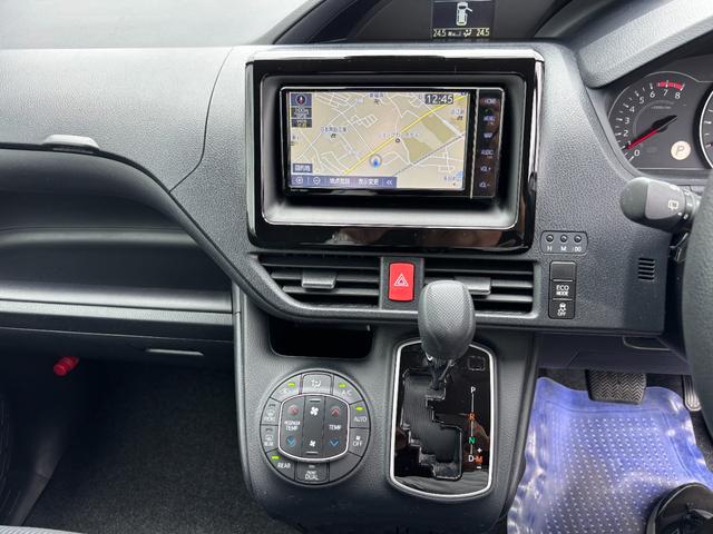 ノア Ｘ　禁煙車　セーフティセンス　ＬＥＤヘッドライト　バックカメラ　Ｂｌｕｅｔｏｏｔｈ　ドライブレコーダー　左パワースライドドア　ナビ連動ＥＴＣ　純正ナビ・テレビ　キーレスエントリー　オートマチックハイビーム（26枚目）