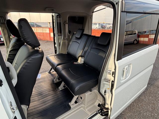 エブリイワゴン PZターボスペシャル 4WD 禁煙車 8インチナビ シートヒーター 後席モニター フルセグテレビ 両側パワースライドドア オートステップ 前後ドライブレコーダー クラッツェオシートカバー バックカメラ ワンオーナーETC(14枚目)