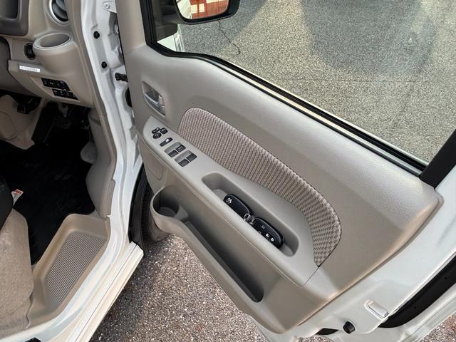 エブリイワゴン PZターボスペシャル 4WD 禁煙車 8インチナビ シートヒーター 後席モニター フルセグテレビ 両側パワースライドドア オートステップ 前後ドライブレコーダー クラッツェオシートカバー バックカメラ ワンオーナーETC(28枚目)
