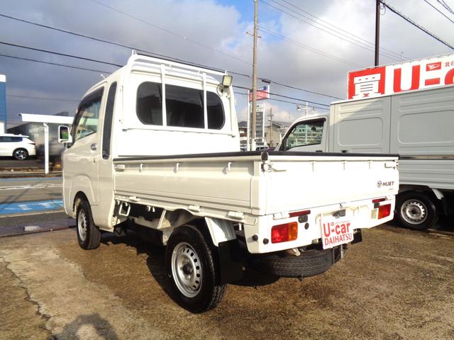 ハイゼットトラック ジャンボＳＡＩＩＩｔ　スマートアシストＩＩＩ・１オーナー車・取扱説明書・保証書・スペアキー有・キーレス・集中ドアロック・オートＬＥＤヘッドランプ＋フォグ・ナビＴＶ・ＥＴＣ・黒レザー調シートカバー・純正ラバーマット＋バイザー（4枚目）