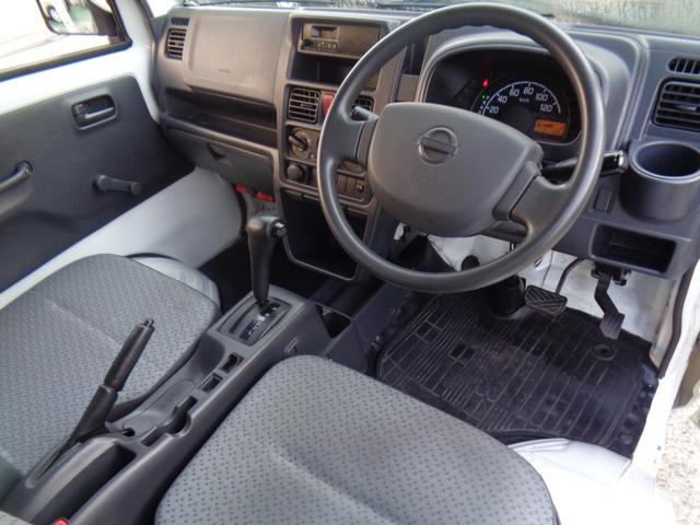 NT100クリッパートラック DX パネル幌車・AT・エアコン・パワステ・ABS・エアバッグ・純正ラバーマット+サイドバイザー・取扱説明書・保証書・スペアキー有・事業用登録可(11枚目)