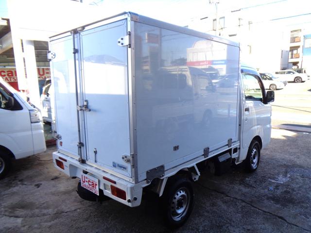 ハイゼットトラック 低温冷蔵冷凍車 東プレ製 -22℃設定・タイミングチェーン式エンジン・4AT・パートタイム4WD・ハイルーフ・ABS・Wエアバッグ・キーレス・パワーウィンドウ・樹脂製スノコ・事業用登録可(6枚目)