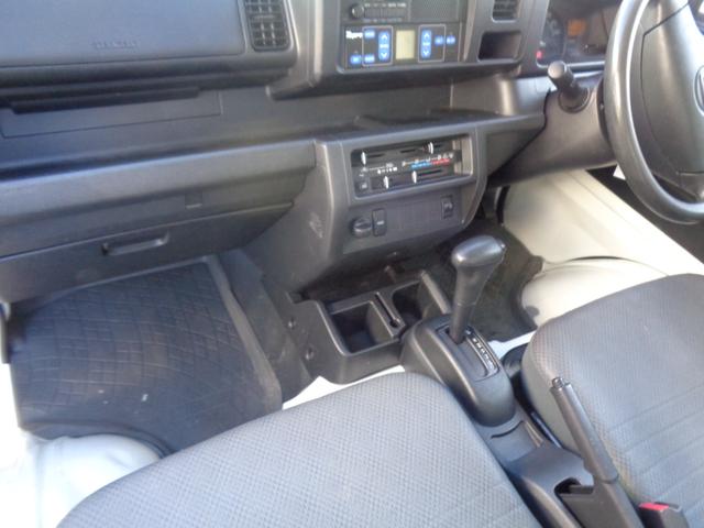 ハイゼットトラック 低温冷蔵冷凍車 東プレ製 -22℃設定・タイミングチェーン式エンジン・4AT・パートタイム4WD・ハイルーフ・ABS・Wエアバッグ・キーレス・パワーウィンドウ・樹脂製スノコ・事業用登録可(24枚目)