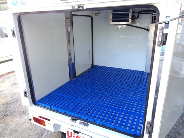 ハイゼットトラック デンソー製冷凍車・-7℃設定・冷蔵冷凍車・片側スライドドア・ハイルーフ・5MT・タイミングチェーン式エンジン・ABS・パワステ・Wエアバッグ・エアコン・事業用登録可(28枚目)