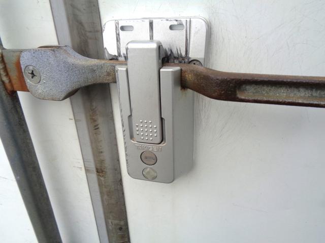 キャリイトラック 低温冷凍車・サーモキング-20℃設定・パートタイム4WD・タイミングチェーン式エンジン・キーレス・集中ドアロック・パワーウィンドウ・ETC・取扱説明書・保証書・スペアキー有・事業用登録可(26枚目)