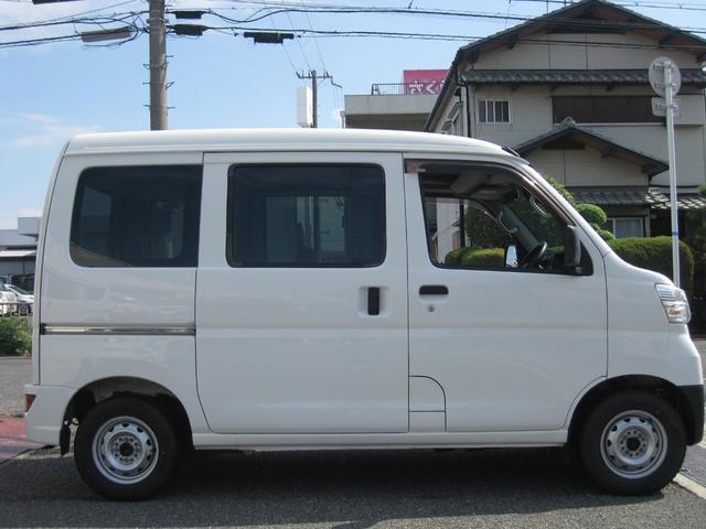 ハイゼットカーゴ ＤＸ　ＳＡＩＩＩ　４ＷＤ　禁煙車　ＰＷ　キーレス　Ｗポンプ交換済み（8枚目）