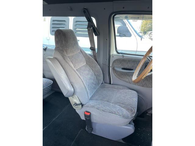 ダッジ・バン （24枚目）