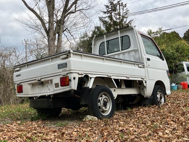 ハイゼットトラック スペシャル　４ＷＤ　５ＭＴ（4枚目）