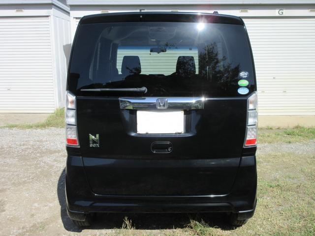 Ｎ－ＢＯＸ Ｇ　ＳＳパッケージ　検査８年１０月　純正ナビ・テレビ（フルセグ）・バックモニター　フル装備　スマートキー　純正アルミ　ＡＢＳ　両側パワースライドドア（10枚目）