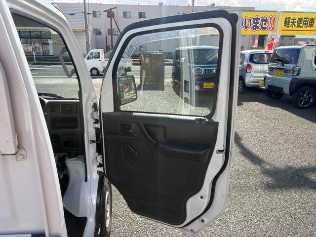 キャリイトラック 4WD 5速ミッション エアコン パワステ ヘッドライトレベライザー ゲートプロテクター(54枚目)