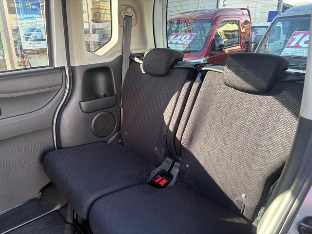 Ｎ－ＢＯＸ Ｇ・Ｌパッケージ　４ＷＤ　後席両側パワースライドドア　オートエアコン　電動格納ミラー　プッシュスタート　スマートキー　１４インチ純正アルミホイール　アイドリングストップ　ステアリングリモコン　ＣＤ再生（26枚目）