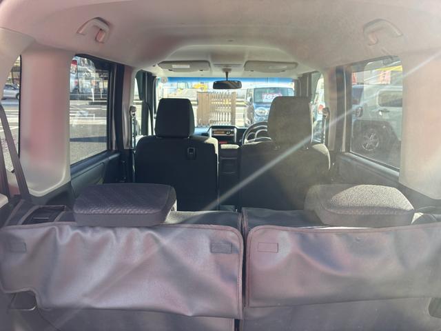 Ｎ－ＢＯＸ Ｇ・Ｌパッケージ　４ＷＤ　後席両側パワースライドドア　オートエアコン　電動格納ミラー　プッシュスタート　スマートキー　１４インチ純正アルミホイール　アイドリングストップ　ステアリングリモコン　ＣＤ再生（29枚目）