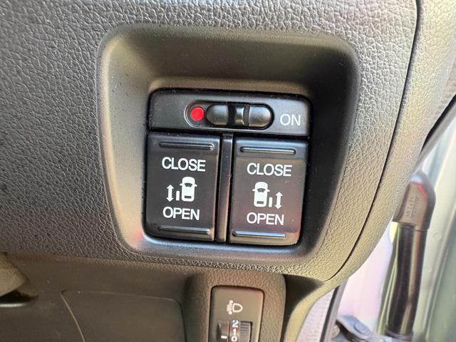 Ｎ－ＢＯＸ Ｇ・Ｌパッケージ　４ＷＤ　後席両側パワースライドドア　オートエアコン　電動格納ミラー　プッシュスタート　スマートキー　１４インチ純正アルミホイール　アイドリングストップ　ステアリングリモコン　ＣＤ再生（34枚目）