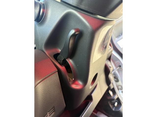 Ｎ－ＢＯＸ Ｇ・Ｌパッケージ　４ＷＤ　後席両側パワースライドドア　オートエアコン　電動格納ミラー　プッシュスタート　スマートキー　１４インチ純正アルミホイール　アイドリングストップ　ステアリングリモコン　ＣＤ再生（44枚目）