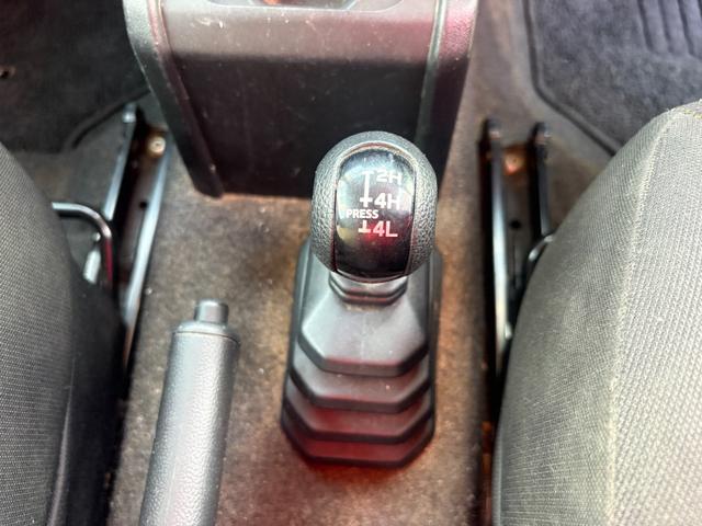 ジムニー ＸＬ　ワンオーナー　４ＷＤ　ターボ　ＡＴ　ナビ　フルセグＴＶ　ＥＴＣ２．０　衝突被害軽減システム　オートエアコン　電動格納ミラー　オートライト　スマートキー　運転席／助手席シートヒーター　Ｂｌｕｅｔｏｏｔｈ（44枚目）