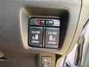 Ｇ・Ｌパッケージ　４ＷＤ　後席両側パワースライドドア　オートエアコン　電動格納ミラー　プッシュスタート　スマートキー　１４インチ純正アルミホイール　アイドリングストップ　ステアリングリモコン　ＣＤ再生（34枚目）