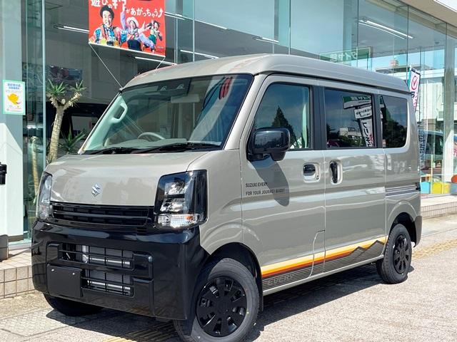 エブリイ Jリミテッド スズキセーフティサポート 専用LEDヘッドランプ 両側パワースライドドア 専用デカール スマートキープッシュスタート ドアミラーブラック塗装(4枚目)