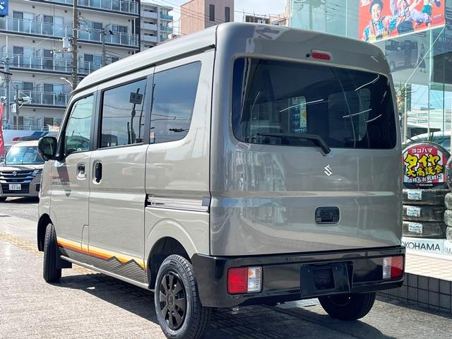 エブリイ Jリミテッド スズキセーフティサポート 専用LEDヘッドランプ 両側パワースライドドア 専用デカール スマートキープッシュスタート ドアミラーブラック塗装(5枚目)