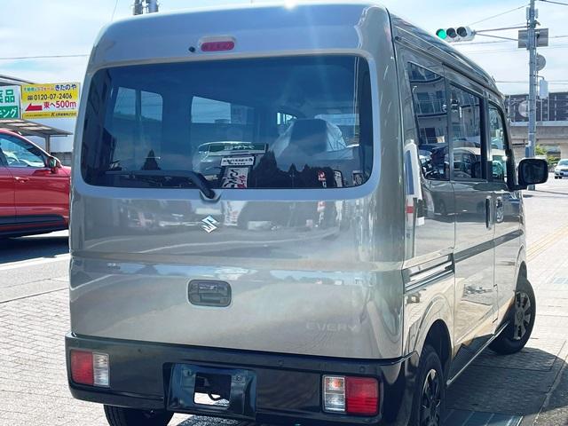 エブリイ Jリミテッド スズキセーフティサポート 専用LEDヘッドランプ 両側パワースライドドア 専用デカール スマートキープッシュスタート ドアミラーブラック塗装(7枚目)