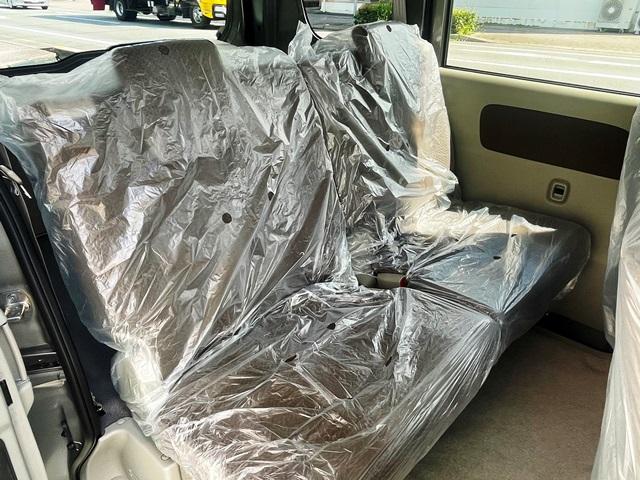 エブリイ Jリミテッド スズキセーフティサポート 専用LEDヘッドランプ 両側パワースライドドア 専用デカール スマートキープッシュスタート ドアミラーブラック塗装(15枚目)