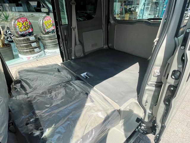 エブリイ Jリミテッド スズキセーフティサポート 専用LEDヘッドランプ 両側パワースライドドア 専用デカール スマートキープッシュスタート ドアミラーブラック塗装(18枚目)