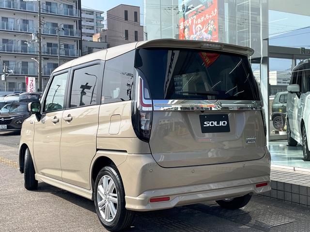 ソリオ ハイブリッドＭＺ　スズキコネクト通信対応９インチ全方位モニター付きナビ　両側パワースライドドア　電動パーキング　スズキセーフティサポート（5枚目）