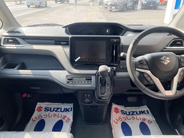 ソリオ ハイブリッドＭＺ　スズキコネクト通信対応９インチ全方位モニター付きナビ　両側パワースライドドア　電動パーキング　スズキセーフティサポート（8枚目）