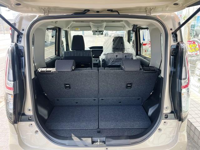 ソリオ ハイブリッドＭＺ　スズキコネクト通信対応９インチ全方位モニター付きナビ　両側パワースライドドア　電動パーキング　スズキセーフティサポート（19枚目）