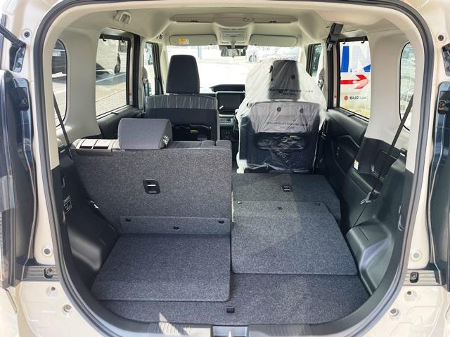 ソリオ ハイブリッドＭＺ　スズキコネクト通信対応９インチ全方位モニター付きナビ　両側パワースライドドア　電動パーキング　スズキセーフティサポート（20枚目）