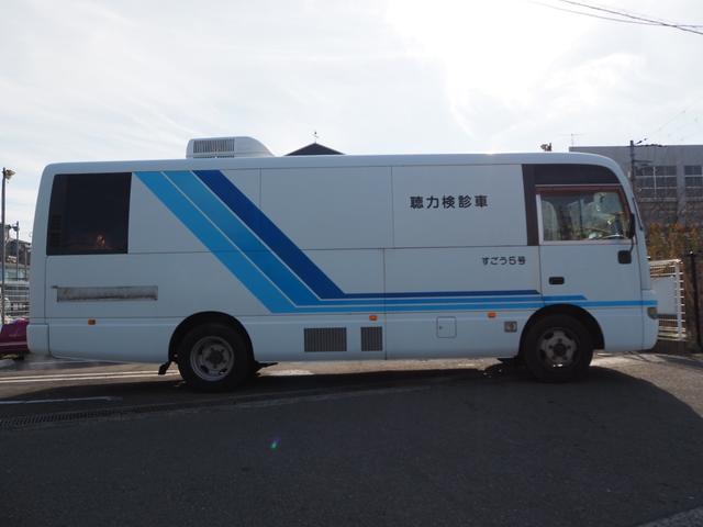 シビリアンバス 　自由設計　移動販売車　キャンピンカー　８ＮＯ登録可能　準中型免許ＯＫ　外部電源　ポータブルナビ　ＴＶ　ドラレコ　ＥＴＣ　Ｂカメラ　１００Ｖ電源　サイドオーニング　４人乗り（4枚目）