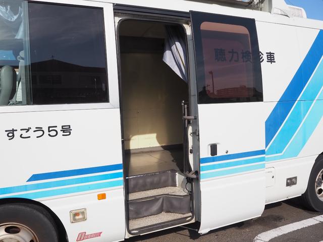 シビリアンバス 　自由設計　移動販売車　キャンピンカー　８ＮＯ登録可能　準中型免許ＯＫ　外部電源　ポータブルナビ　ＴＶ　ドラレコ　ＥＴＣ　Ｂカメラ　１００Ｖ電源　サイドオーニング　４人乗り（19枚目）