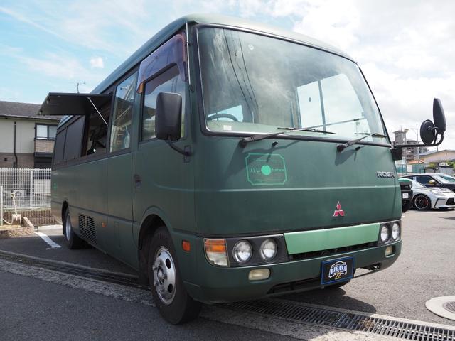 ローザ 　移動販売車　キャンピンカー　８ＮＯ登録　準中型免許ＯＫ　自動ドア　リア片側ドア　２槽シンク　換気扇　３面跳ね上げパネル　木製テーブル　バックカメラ　６人乗り登録変更可　１００Ｖコンセント（6枚目）