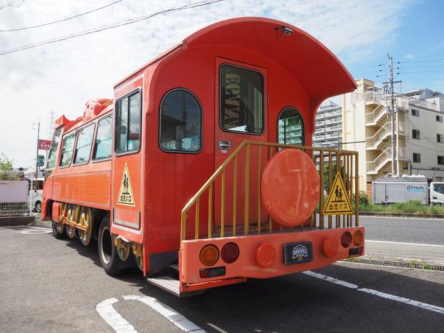リエッセII 幼児専用車　機関車仕様　移動販売車　キャンピング仕様　８ＮＯ登録可能　準中型免許変更可能　リア階段ドア付き　ＮＯＸ・ＰＭ適合　乗車定員２＋４０／１．５人　長さ　６９６　幅　２１６　高さ　２８２　バックカメラ（6枚目）