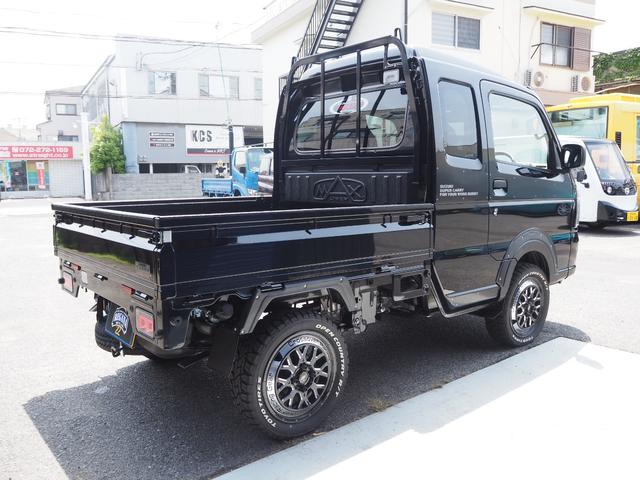 スーパーキャリイ Ｘ　リミテッド　２ＷＤ　ＬＥＤヘッドライト　フォグ　リフトアップ　ＬＥＤテール　ＷＯＲＫ１５ＡＷ　キーレス　オーバーフェンダー　ベッドライナー　３Ｄマット　シートカバー　ミラー型　前後ドラレコ・Ｂカメラ（4枚目）