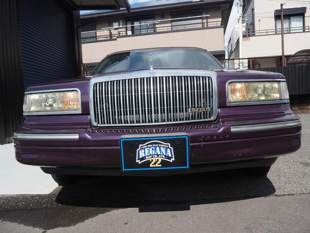 LINCOLN LINCOLN TOWNCAR SIGNATURE