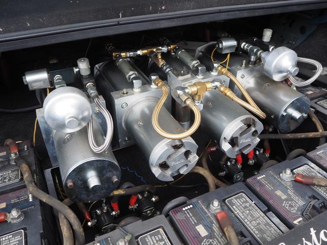 LINCOLN LINCOLN TOWNCAR SIGNATURE