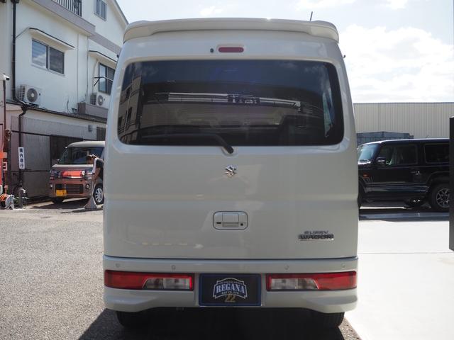 エブリイワゴン ＰＺターボスペシャル　ハイルーフ　６型　届出済未使用車　デュアルカメラブレーキ　ディスプレイオーディオ　Ｂカメラ　ＬＥＤヘッド　両側パワースライドドア　電動オートステップ　　ＥＴＣ　ドラレコ前後　純正マット　ドアバイザー（3枚目）