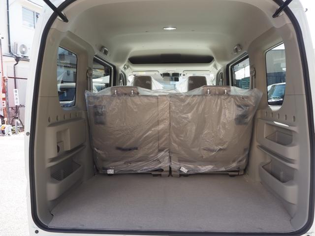 エブリイワゴン ＰＺターボスペシャル　ハイルーフ　６型　届出済未使用車　デュアルカメラブレーキ　ディスプレイオーディオ　Ｂカメラ　ＬＥＤヘッド　両側パワースライドドア　電動オートステップ　　ＥＴＣ　ドラレコ前後　純正マット　ドアバイザー（19枚目）