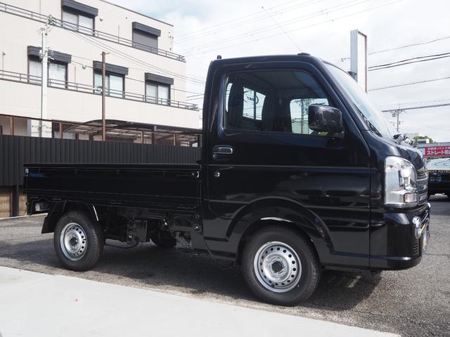 キャリイトラック ＫＸ　２ＷＤ　４速ＡＴ　届出済未使用車　ＬＥＤヘッドライト　フォグランプ　純正ＣＤオーディオ　ＥＴＣ　キーレス　ＬＥＤ荷台作業灯　３Ｄマット　シートカバー　マックスベットライナー　鳥居ブラックアルミ縞板（4枚目）