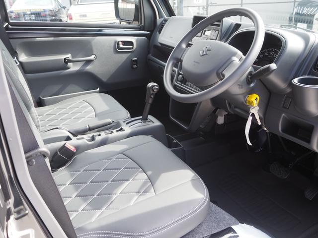 キャリイトラック ＫＸ　２ＷＤ　４速ＡＴ　届出済未使用車　ＬＥＤヘッドライト　フォグランプ　純正ＣＤオーディオ　ＥＴＣ　キーレス　ＬＥＤ荷台作業灯　３Ｄマット　シートカバー　マックスベットライナー　鳥居ブラックアルミ縞板（12枚目）