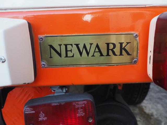 イギリスその他 　フレデリーニューアーク　国内希少車　キッチンカー仕様　荷台　長さ１９６　幅　１６０　高さ　１５０　４速ミッション　外部電源　サイド扉　シンク　サイドオーニング　換気扇　小型電気温水器　床縞板　スポット（17枚目）