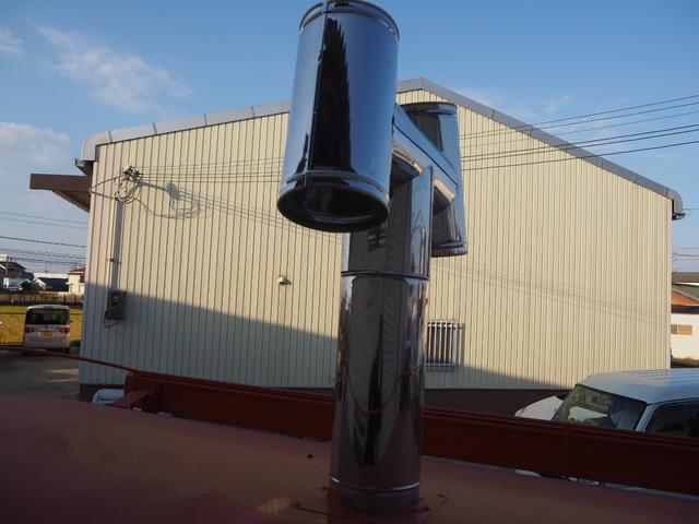 イギリスその他 　フレデリーニューアーク　国内希少車　キッチンカー仕様　荷台　長さ１９６　幅　１６０　高さ　１５０　４速ミッション　外部電源　サイド扉　シンク　サイドオーニング　換気扇　小型電気温水器　床縞板　スポット（42枚目）