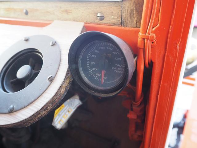 イギリスその他 　フレデリーニューアーク　国内希少車　キッチンカー仕様　荷台　長さ１９６　幅　１６０　高さ　１５０　４速ミッション　外部電源　サイド扉　シンク　サイドオーニング　換気扇　小型電気温水器　床縞板　スポット（49枚目）